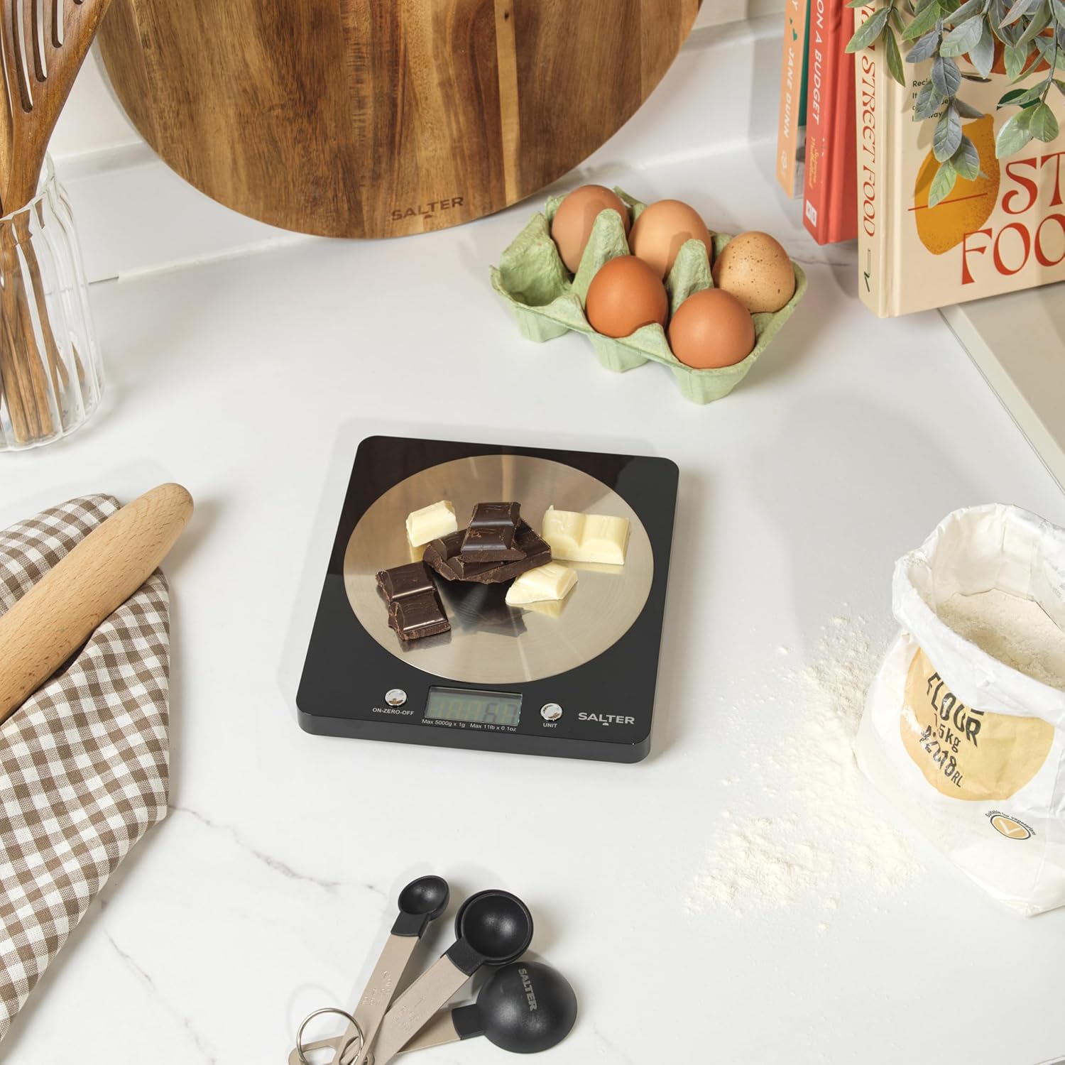 Salter 1036 BKSSDR Digital Kitchen Scale – Cooking & Baking Scales for Food Weight, Stainless Steel Weighing Platform, 5KG Capacity, Tare Function, Large LCD Easy Read Display, Measure Liquids, Black